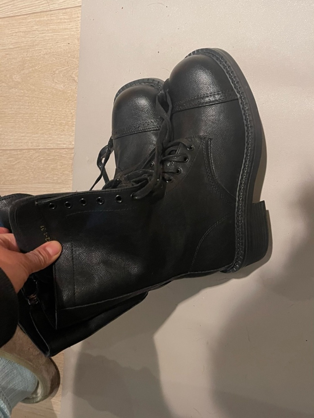 Black Leather Lace-Up Men's Boots
